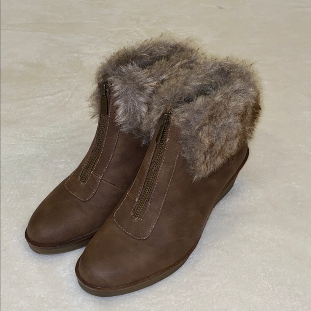 Aerosoles A2 Fur Trim Ankle Boots size 7